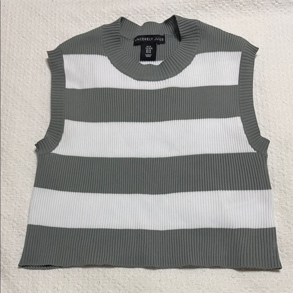 Sincerly Jules Gray Sleeveless Ribbed Crop Tank Top